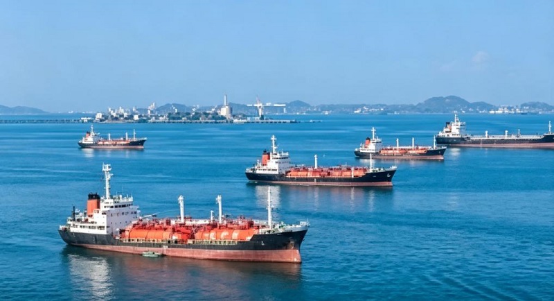 Crise de l'approvisionnement en produits chimiques dangereux en 2026 | Hausses de prix et perturbations de la navigation dans le détroit